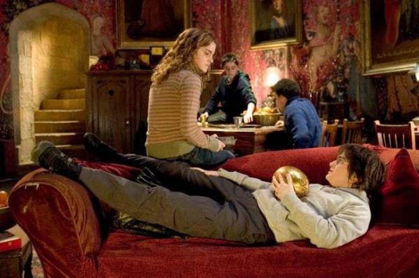 10 lý do khiến tác giả J. K. Rowling hối tiếc khi đã không để Harry và Hermione yêu nhau 10 lý do khiến tác giả J. K. Rowling hối tiếc khi đã không để Harry và Hermione yêu nhau