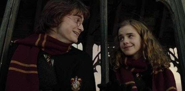 10 lý do khiến tác giả J. K. Rowling hối tiếc khi đã không để Harry và Hermione yêu nhau 10 lý do khiến tác giả J. K. Rowling hối tiếc khi đã không để Harry và Hermione yêu nhau