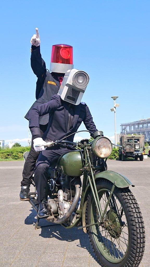 'Cười muốn nội thương' với những màn cosplay IQ vô cực tại lễ hội Comiket 96 Nhật Bản 'Cười muốn nội thương' với những màn cosplay IQ vô cực tại lễ hội Comiket 96 Nhật Bản