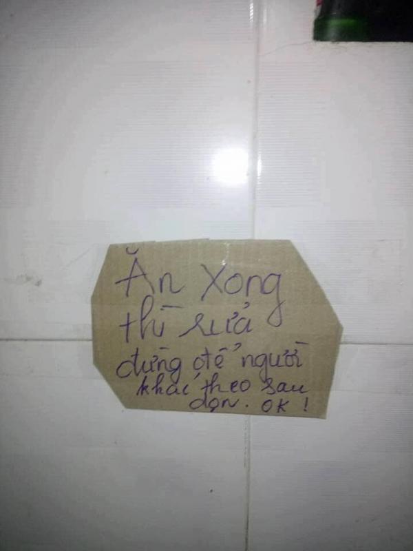 Bộ nội quy đáng yêu của ba anh chàng sinh viên ở trọ cùng nhau khiến cả mạng xã hội bật cười Bộ nội quy đáng yêu của ba anh chàng sinh viên ở trọ cùng nhau khiến cả mạng xã hội bật cười
