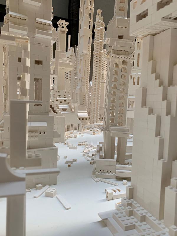 Thành phố Lego khổng lồ cho phép bất cứ ai đi qua đều có thể tham gia ‘xây dựng’ Thành phố Lego khổng lồ cho phép bất cứ ai đi qua đều có thể tham gia ‘xây dựng’