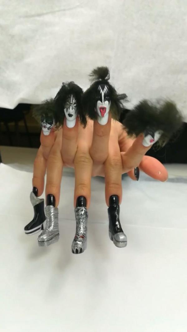Loạt ý tưởng làm nail cho những người muốn đi 'hù' thiên hạ Loạt ý tưởng làm nail cho những người muốn đi 'hù' thiên hạ