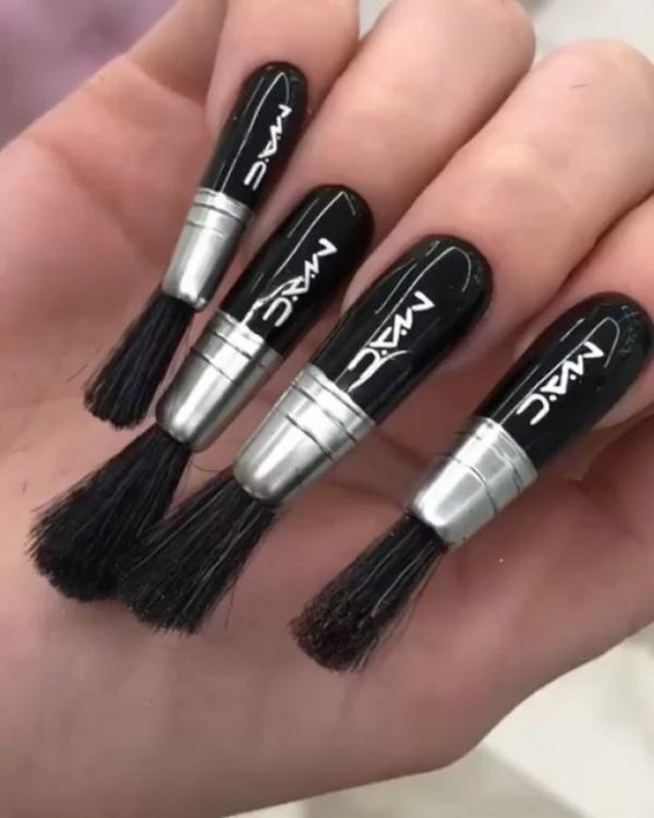 Loạt ý tưởng làm nail cho những người muốn đi 'hù' thiên hạ Loạt ý tưởng làm nail cho những người muốn đi 'hù' thiên hạ