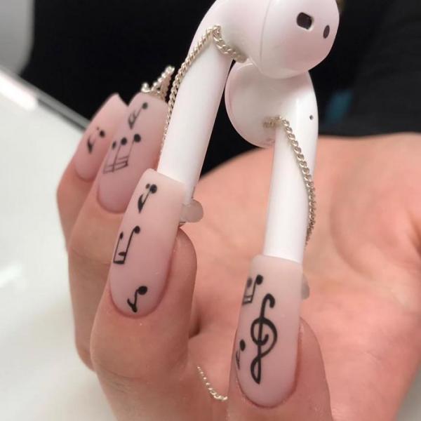 Loạt ý tưởng làm nail cho những người muốn đi 'hù' thiên hạ Loạt ý tưởng làm nail cho những người muốn đi 'hù' thiên hạ