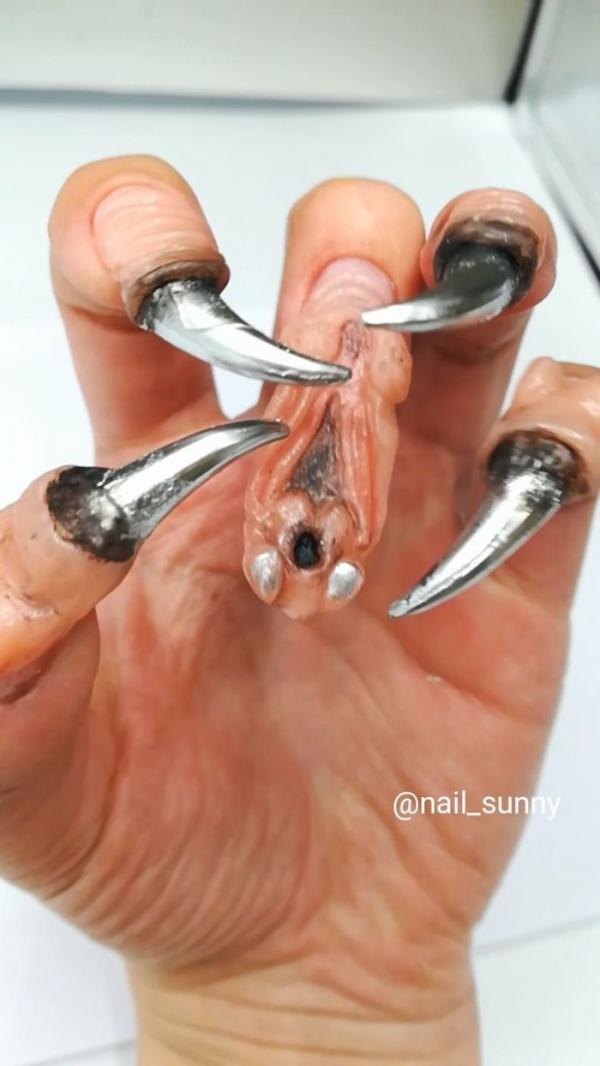 Loạt ý tưởng làm nail cho những người muốn đi 'hù' thiên hạ Loạt ý tưởng làm nail cho những người muốn đi 'hù' thiên hạ