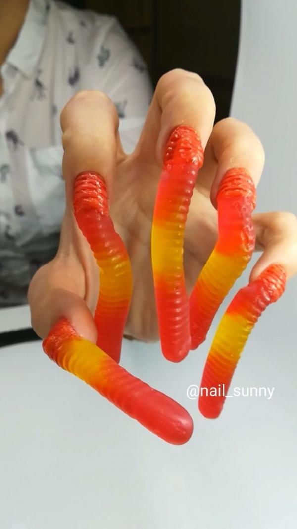 Loạt ý tưởng làm nail cho những người muốn đi 'hù' thiên hạ Loạt ý tưởng làm nail cho những người muốn đi 'hù' thiên hạ