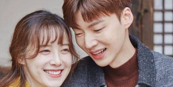 Ahn Jaehyun - Goo Hyesun: Tình chị em, vừa gặp đã yêu là những nhân tố không đáng tin nhất trong hôn nhân Ahn Jaehyun - Goo Hyesun: Tình chị em, vừa gặp đã yêu là những nhân tố không đáng tin nhất trong hôn nhân