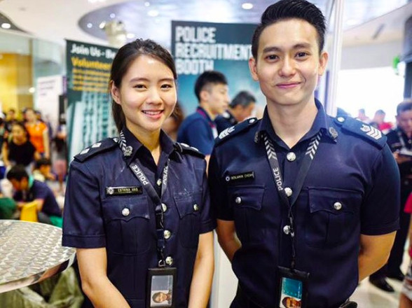 Bàn luận 6 nữ cảnh sát xinh đẹp nhất của Đông Á: Hàn Quốc nhan sắc đỉnh nhất? Bàn luận 6 nữ cảnh sát xinh đẹp nhất của Đông Á: Hàn Quốc nhan sắc đỉnh nhất?