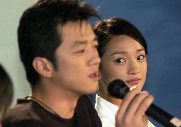 Châu Tấn - Vương Phi: Mối nghiệt duyên rối như tơ vò, kì lạ nhất showbiz Hoa Ngữ Châu Tấn - Vương Phi: Mối nghiệt duyên rối như tơ vò, kì lạ nhất showbiz Hoa Ngữ