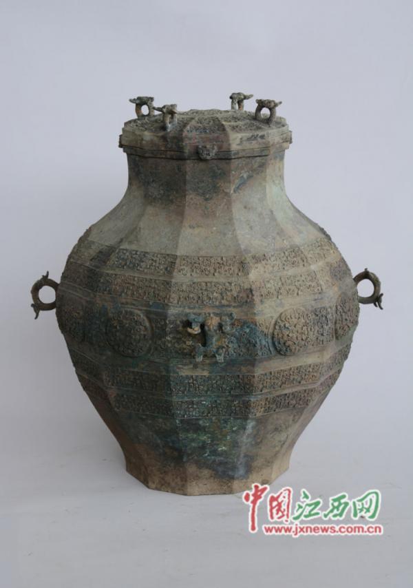 Cả lịch sử Trung Quốc chảy tràn qua chén rượu: Nấu rượu là 'nghề chơi cũng lắm công phu' Cả lịch sử Trung Quốc chảy tràn qua chén rượu: Nấu rượu là 'nghề chơi cũng lắm công phu'