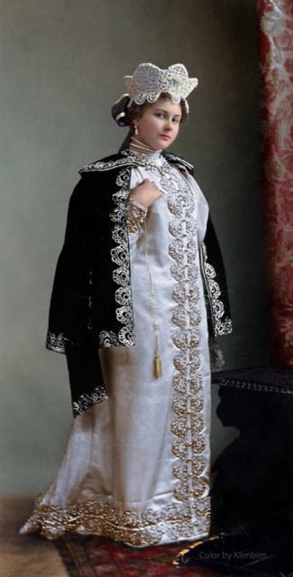 Ngây ngất trước những bức ảnh từ dạ tiệc hoàng gia nổi tiếng của vương triều Romanov Ngây ngất trước những bức ảnh từ dạ tiệc hoàng gia nổi tiếng của vương triều Romanov
