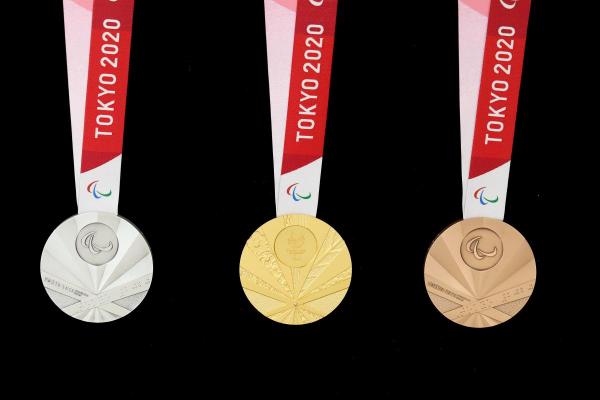 Lý do khiến dư luận xứ Hàn phẫn nộ với thiết kế của tấm huy chương Paralympic Tokyo 2020 Lý do khiến dư luận xứ Hàn phẫn nộ với thiết kế của tấm huy chương Paralympic Tokyo 2020
