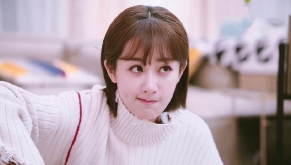 Dương Tử lần đầu đóng nữ tổng tài bá đạo nhưng bị chê tạo hình giống phim 'Cá Mực Hầm Mật' Dương Tử lần đầu đóng nữ tổng tài bá đạo nhưng bị chê tạo hình giống phim 'Cá Mực Hầm Mật'