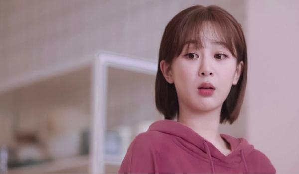 Dương Tử lần đầu đóng nữ tổng tài bá đạo nhưng bị chê tạo hình giống phim 'Cá Mực Hầm Mật' Dương Tử lần đầu đóng nữ tổng tài bá đạo nhưng bị chê tạo hình giống phim 'Cá Mực Hầm Mật'