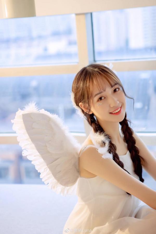 Fan phát hiện chuyện tình của Ngô Diệc Phàm và nữ sinh năm 1 Bắc Ảnh đậm chất ngôn tình Fan phát hiện chuyện tình của Ngô Diệc Phàm và nữ sinh năm 1 Bắc Ảnh đậm chất ngôn tình