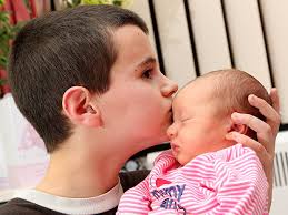 Cú trượt dài của 'Người cha trẻ nhất thế giới' sau khi phát hiện mình bị cắm sừng Cú trượt dài của 'Người cha trẻ nhất thế giới' sau khi phát hiện mình bị cắm sừng