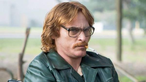 Joaquin Phoenix - 'Gã điên' với lối diễn method acting đã sẵn sàng nhập vai Joker Joaquin Phoenix - 'Gã điên' với lối diễn method acting đã sẵn sàng nhập vai Joker