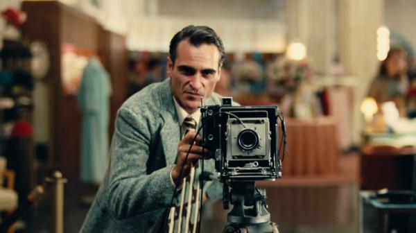 Joaquin Phoenix - 'Gã điên' với lối diễn method acting đã sẵn sàng nhập vai Joker Joaquin Phoenix - 'Gã điên' với lối diễn method acting đã sẵn sàng nhập vai Joker