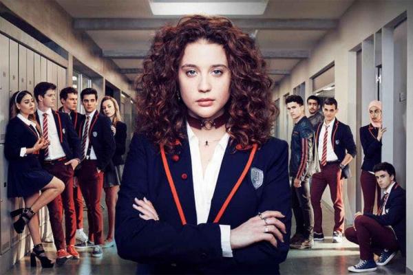 Elite - Câu chuyện thanh xuân ‘cẩu huyết’ và nóng bỏng nhất của Netflix sẽ trở lại vào mùa thu năm nay Elite - Câu chuyện thanh xuân ‘cẩu huyết’ và nóng bỏng nhất của Netflix sẽ trở lại vào mùa thu năm nay