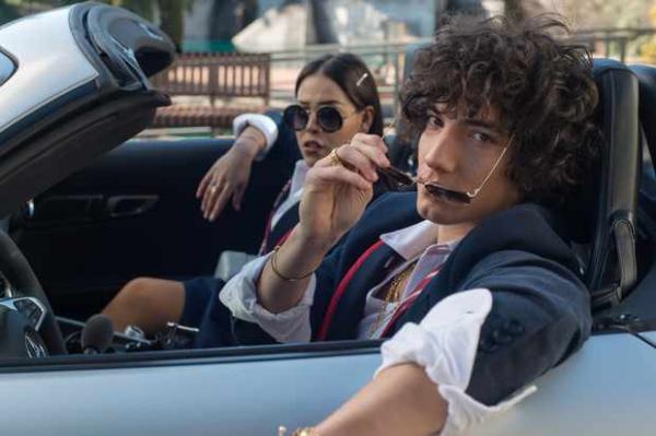 Elite - Câu chuyện thanh xuân ‘cẩu huyết’ và nóng bỏng nhất của Netflix sẽ trở lại vào mùa thu năm nay Elite - Câu chuyện thanh xuân ‘cẩu huyết’ và nóng bỏng nhất của Netflix sẽ trở lại vào mùa thu năm nay