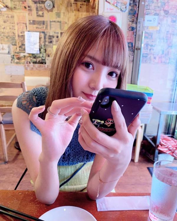 Bị idol khinh thường vì xấu xí, fangirl Nhật Bản phẫu thuật thẩm mỹ rồi quay lại trả thù như phim Bị idol khinh thường vì xấu xí, fangirl Nhật Bản phẫu thuật thẩm mỹ rồi quay lại trả thù như phim