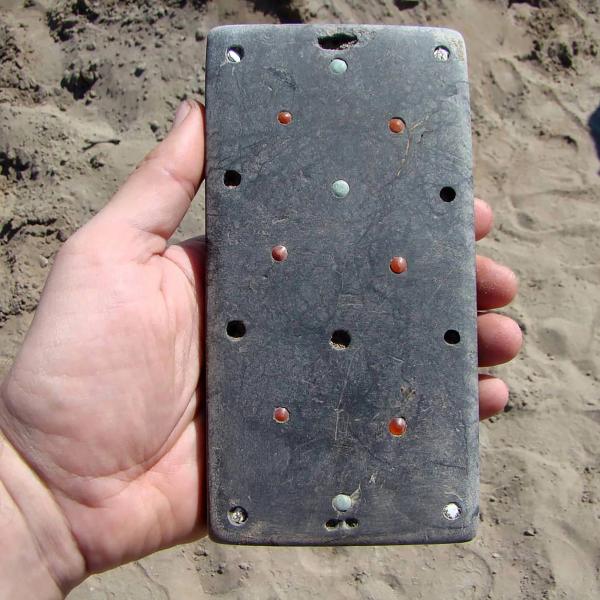 Các nhà khảo cổ tìm thấy chiếc 'iPhone' 2.100 năm tuổi trong ngôi mộ tại 'Atlantis Nga' Các nhà khảo cổ tìm thấy chiếc 'iPhone' 2.100 năm tuổi trong ngôi mộ tại 'Atlantis Nga'