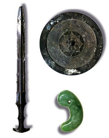 Thần thoại Nhật Bản (Kỳ 3): Đại chiến Yamata no Orochi, Susanoo cưới Kushinada Thần thoại Nhật Bản (Kỳ 3): Đại chiến Yamata no Orochi, Susanoo cưới Kushinada
