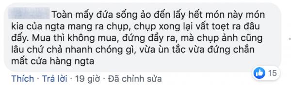 Cộng đồng mạng tranh luận khi tiểu thương phố lồng đèn thu phí khi khách muốn chụp ảnh Cộng đồng mạng tranh luận khi tiểu thương phố lồng đèn thu phí khi khách muốn chụp ảnh