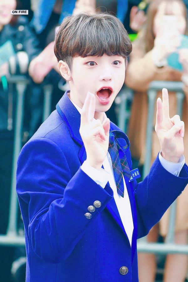 Hết nhận 'gạch đá' vì aegyo quá đà, X1 Son Dongpyo lại bị netizen Hàn tố coi thường thành viên khác Hết nhận 'gạch đá' vì aegyo quá đà, X1 Son Dongpyo lại bị netizen Hàn tố coi thường thành viên khác