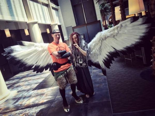 Những đôi giày cosplay được thiết kế giống như... móng guốc của động vật Những đôi giày cosplay được thiết kế giống như... móng guốc của động vật