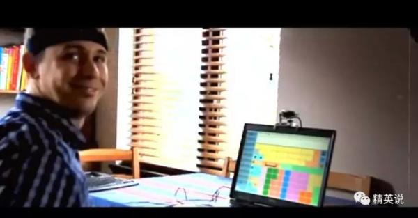 'Cậu bé ma' suốt 4 năm ròng rã bị giam cầm trong chính cơ thể mình, thấy hết mặt tối của xã hội 'Cậu bé ma' suốt 4 năm ròng rã bị giam cầm trong chính cơ thể mình, thấy hết mặt tối của xã hội