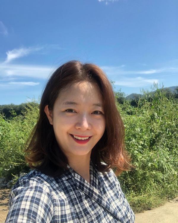 Haha bị 'ném đá' thô lỗ và coi thường phụ nữ chỉ vì bình luận này dưới Instagram Jeon Somin Haha bị 'ném đá' thô lỗ và coi thường phụ nữ chỉ vì bình luận này dưới Instagram Jeon Somin