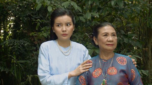 'Tiếng Sét Trong Mưa' tập 12 gây sốt MXH với nụ hôn truyền khí dưới nước của Nhật Kim Anh - Cao Minh Đạt 'Tiếng Sét Trong Mưa' tập 12 gây sốt MXH với nụ hôn truyền khí dưới nước của Nhật Kim Anh - Cao Minh Đạt
