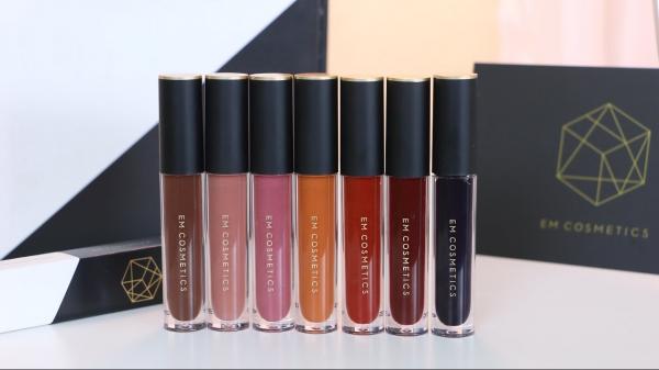 Michelle Phan đã trở lại YouTube sau hai năm vắng bóng Michelle Phan đã trở lại YouTube sau hai năm vắng bóng
