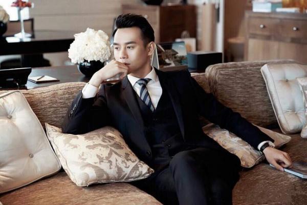 Netizen Hàn chọn ra 12 nam diễn viên Hoa ngữ có visual gây shock từ cái nhìn đầu tiên Netizen Hàn chọn ra 12 nam diễn viên Hoa ngữ có visual gây shock từ cái nhìn đầu tiên