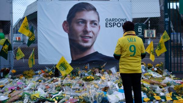 Những người làm rò rỉ ảnh thi thể của cầu thủ Emiliano Sala trong vụ rơi máy bay sẽ bị bỏ tù Những người làm rò rỉ ảnh thi thể của cầu thủ Emiliano Sala trong vụ rơi máy bay sẽ bị bỏ tù