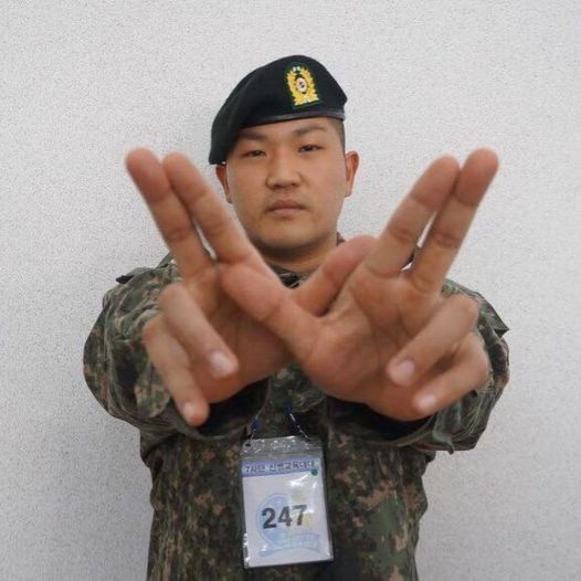 Rapper Hàn Quốc bị khởi tố vì tội cố ăn để tăng 116kg nhằm trốn nghĩa vụ quân sự Rapper Hàn Quốc bị khởi tố vì tội cố ăn để tăng 116kg nhằm trốn nghĩa vụ quân sự