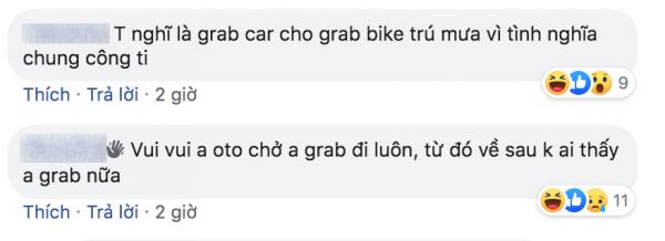 Góc đáng yêu: Bác tài ô tô mở cốp xe để tài xế Grab ngồi trú tạm giữa trời mưa to Góc đáng yêu: Bác tài ô tô mở cốp xe để tài xế Grab ngồi trú tạm giữa trời mưa to