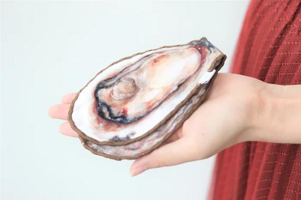 Công ty đường sắt Nhật Bản ra mắt túi con hàu kèm ví nhỏ bên trong cực đáng yêu Công ty đường sắt Nhật Bản ra mắt túi con hàu kèm ví nhỏ bên trong cực đáng yêu