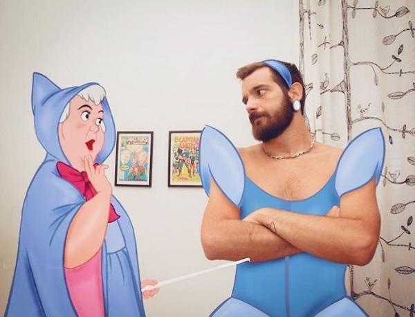 Anh chàng dùng Photoshop để đi chơi cùng với những nhân vật hoạt hình Disney Anh chàng dùng Photoshop để đi chơi cùng với những nhân vật hoạt hình Disney