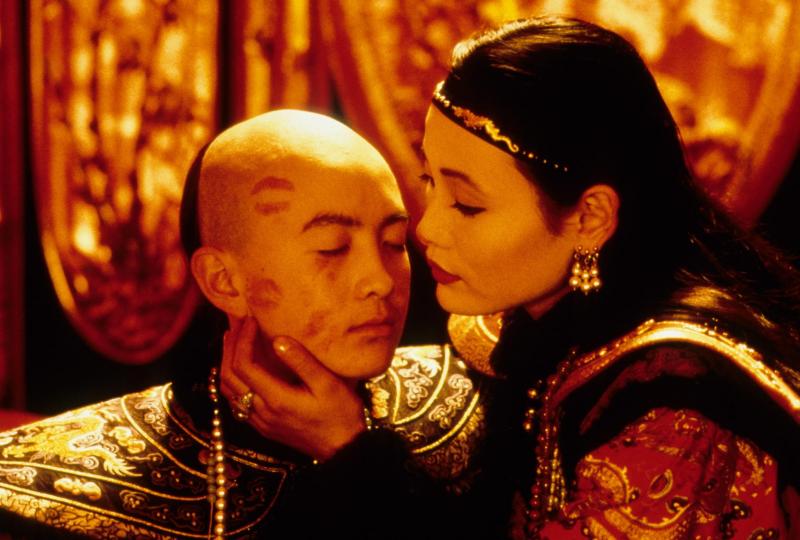 The Last Emperor: Những ngày cuối rệu rã một vương triều tàn lụi The Last Emperor: Những ngày cuối rệu rã một vương triều tàn lụi