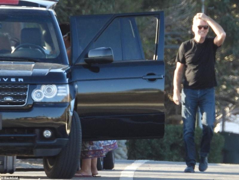 Hỏa hoạn ở California: Nhà 'Hannibal' Anthony Hopkins nguyên vẹn trong khi nhà hàng xóm xung quanh cháy rụi Hỏa hoạn ở California: Nhà 'Hannibal' Anthony Hopkins nguyên vẹn trong khi nhà hàng xóm xung quanh cháy rụi