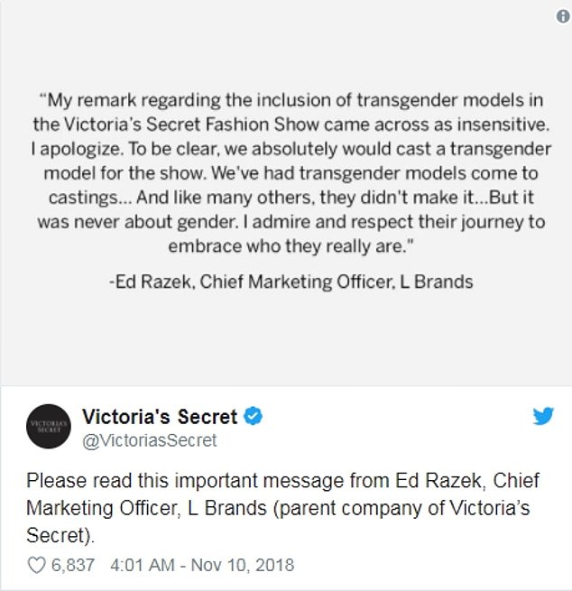 Người biểu tình 'cởi đồ' trước trụ sở Victoria's Secret đòi bình đẳng và sự đa dạng trong phong cách thời trang Người biểu tình 'cởi đồ' trước trụ sở Victoria's Secret đòi bình đẳng và sự đa dạng trong phong cách thời trang