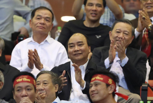 Chung kết AFF Cup 2018: 'Bóng ma' bạo lực sân cỏ ám ảnh Việt Nam trên sân Bukit Jalil Chung kết AFF Cup 2018: 'Bóng ma' bạo lực sân cỏ ám ảnh Việt Nam trên sân Bukit Jalil