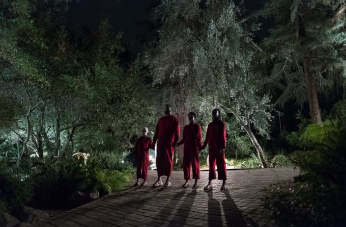 Soi kỹ 'Us' của Jordan Peele: Giải mã những chi tiết siêu thâm thúy mà nhiều người dễ bỏ qua Soi kỹ 'Us' của Jordan Peele: Giải mã những chi tiết siêu thâm thúy mà nhiều người dễ bỏ qua
