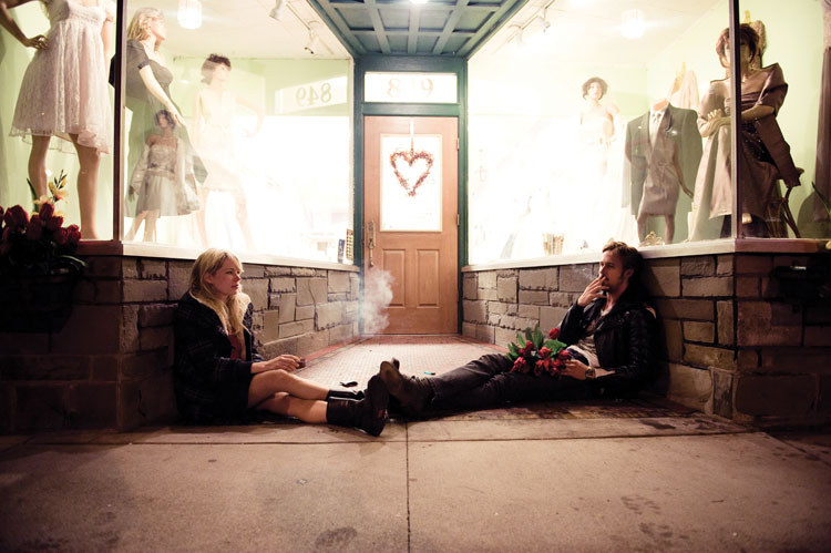 ‘Blue Valentine’: Ta yêu nhau vì những điều to lớn, sao lại đánh mất nhau vì những lầm lỗi cỏn con? ‘Blue Valentine’: Ta yêu nhau vì những điều to lớn, sao lại đánh mất nhau vì những lầm lỗi cỏn con?