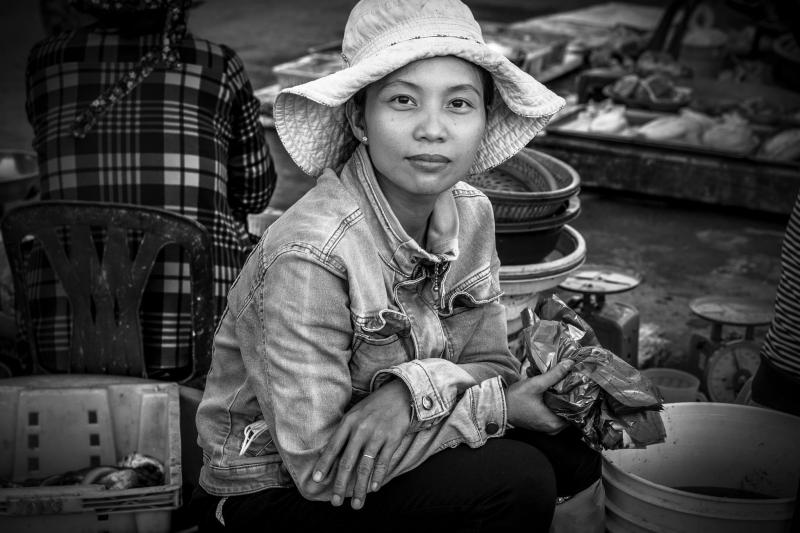 Đẹp như thơ - phiên chợ cá buổi sáng sớm ở Phan Rang qua đôi mắt của nhiếp ảnh gia người Canada Đẹp như thơ - phiên chợ cá buổi sáng sớm ở Phan Rang qua đôi mắt của nhiếp ảnh gia người Canada