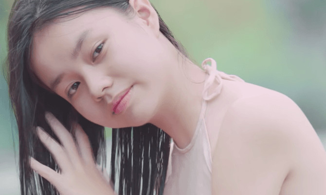 Công chiếu phim 'Vợ Ba': Không cắt cảnh nhạy cảm của nữ diễn viên 13 tuổi? Công chiếu phim 'Vợ Ba': Không cắt cảnh nhạy cảm của nữ diễn viên 13 tuổi?