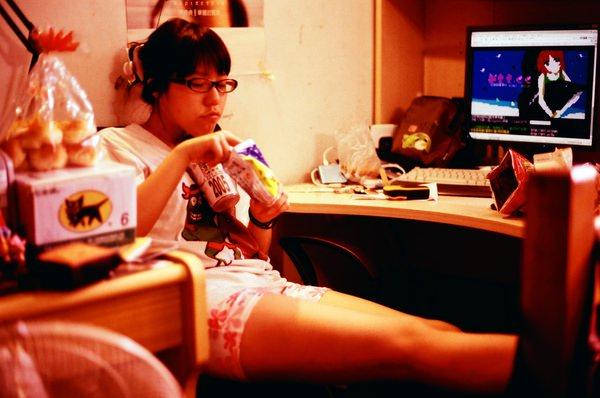 Trạch nam, trạch nữ, otaku, neet, hikikomori: Chắc chắn bạn từng qua nghe nhưng chưa chắc đã hiểu đúng Trạch nam, trạch nữ, otaku, neet, hikikomori: Chắc chắn bạn từng qua nghe nhưng chưa chắc đã hiểu đúng