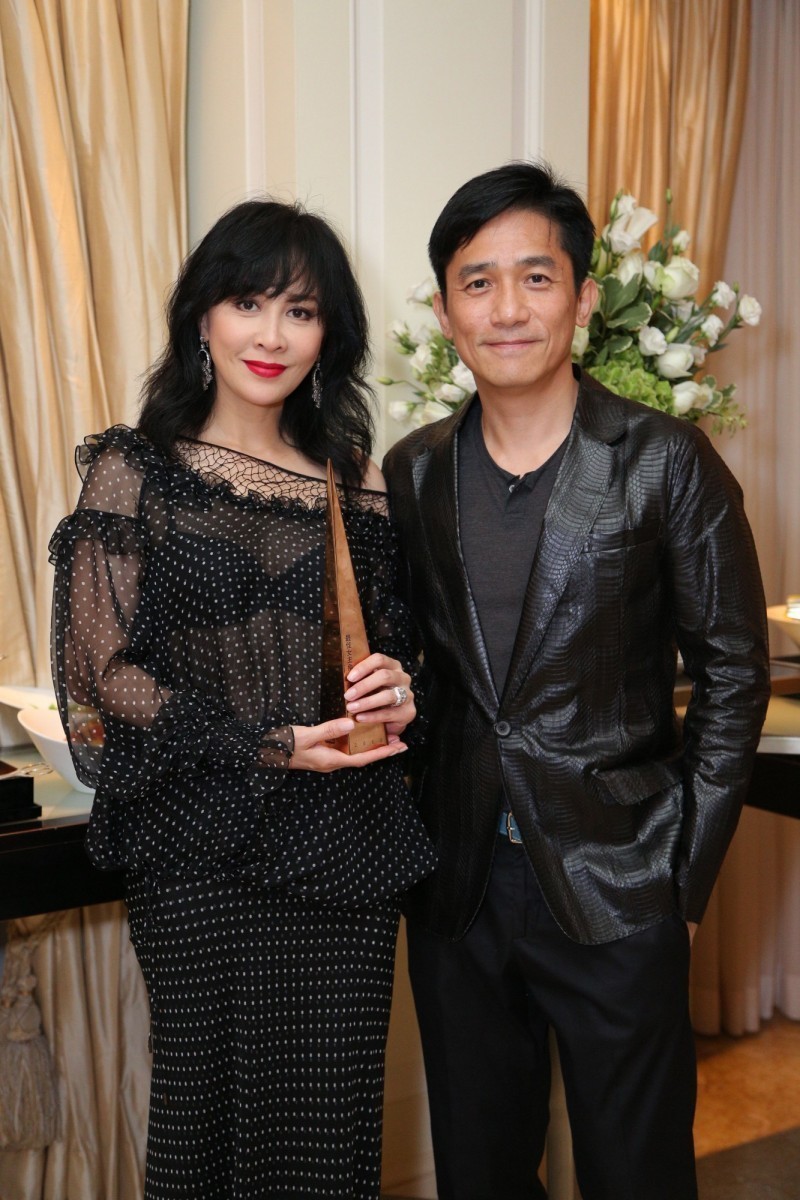 Chuyện tình Lương Triều Vỹ - Lưu Gia Linh: 'Cùng nhau trưởng thành, cùng nhau chầm chậm già đi' Chuyện tình Lương Triều Vỹ - Lưu Gia Linh: 'Cùng nhau trưởng thành, cùng nhau chầm chậm già đi'